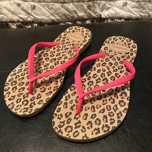 Flip flops animal print size 6